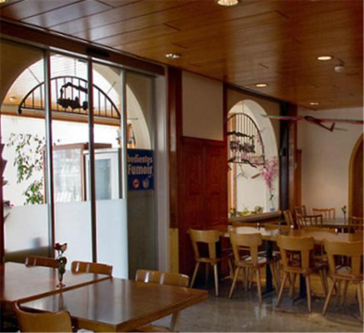 Gastro Bahnhof Post Kreuzlingen Ag 크로이츠링엔 외부 사진